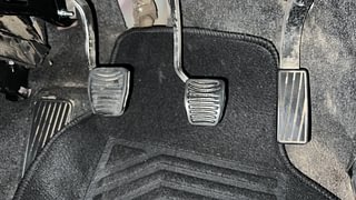 Used 2017 Mahindra KUV100 [2015-2017] K8 6 STR Dual Tone Petrol Manual interior PEDALS VIEW