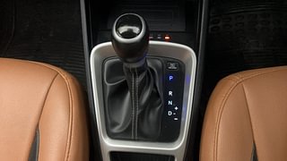 Used 2022 Hyundai Venue SX Plus 1.0 Turbo DCT Petrol Automatic interior GEAR  KNOB VIEW