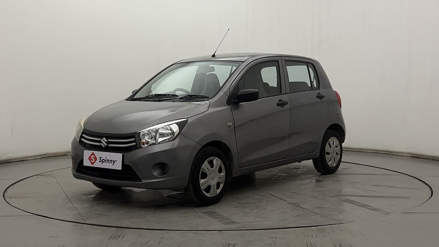LEFT FRONT CORNER VIEW
