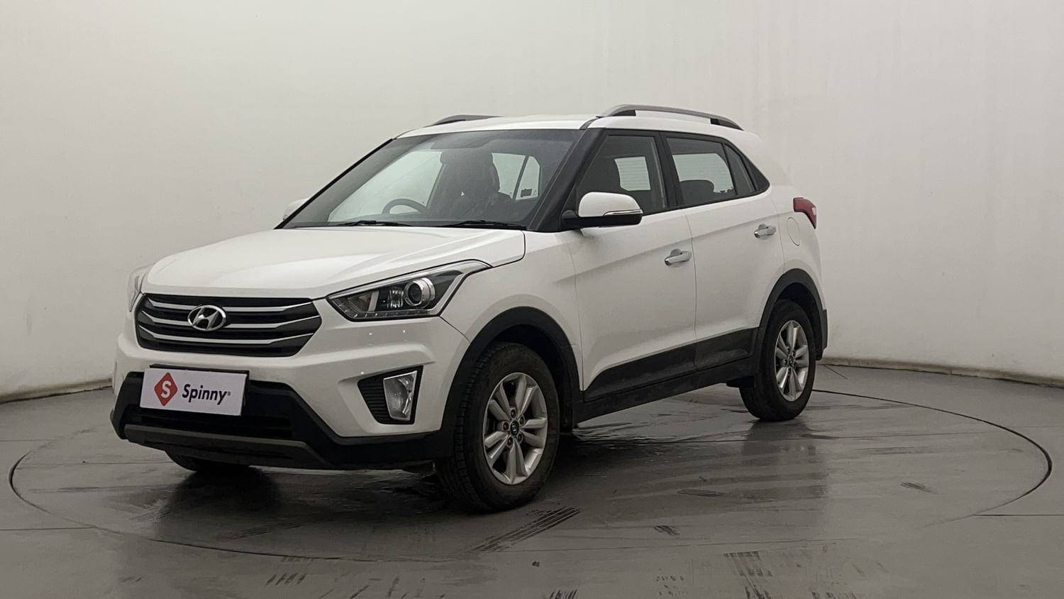 LEFT FRONT CORNER VIEW