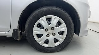 Used 2015 Honda Amaze [2013-2018] 1.2 S i-VTEC CNG (Outside Fitted) Petrol+cng Manual tyres RIGHT FRONT TYRE RIM VIEW