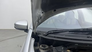 Used 2015 Honda Amaze [2013-2018] 1.2 S i-VTEC CNG (Outside Fitted) Petrol+cng Manual engine ENGINE RIGHT SIDE HINGE & APRON VIEW