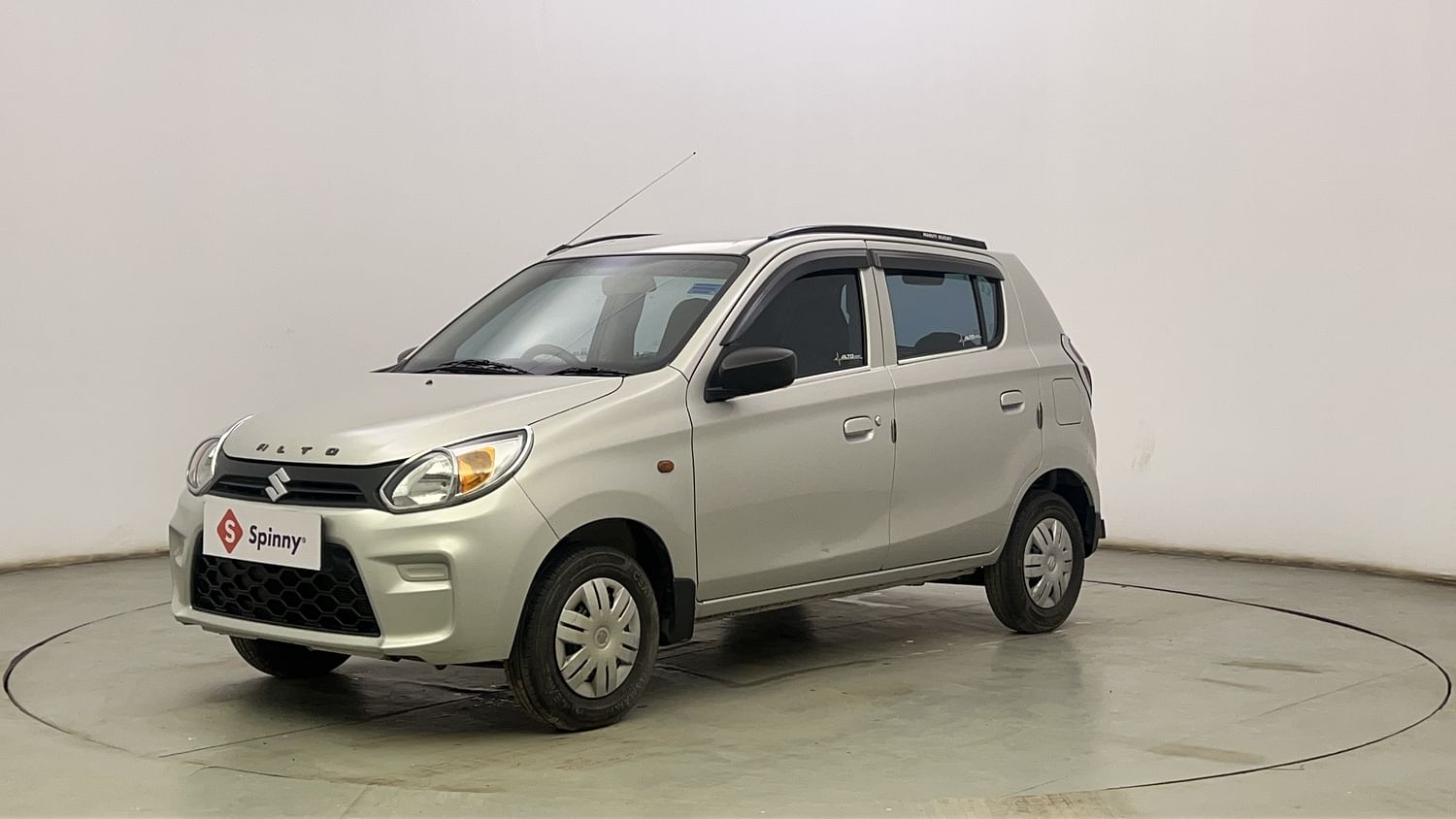 LEFT FRONT CORNER VIEW