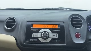 Used 2015 Honda Amaze [2013-2018] 1.2 S i-VTEC CNG (Outside Fitted) Petrol+cng Manual top_features Integrated (in-dash) music system