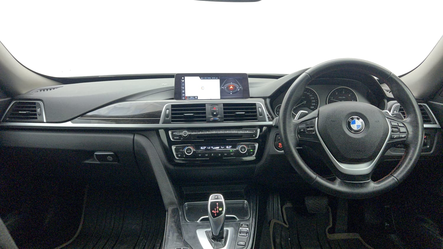 New BMW 3 Series GT interior DASHBOARD VIEW