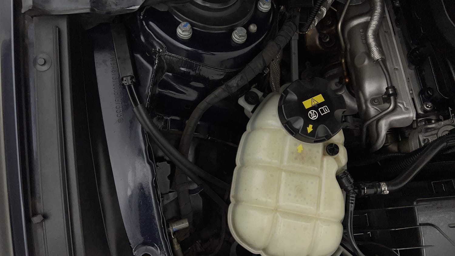 New BMW 3 Series GT engine ENGINE RIGHT SIDE VIEW