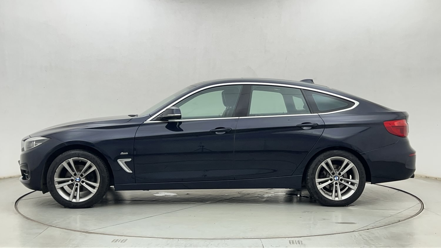 New BMW 3 Series GT exterior LEFT SIDE VIEW