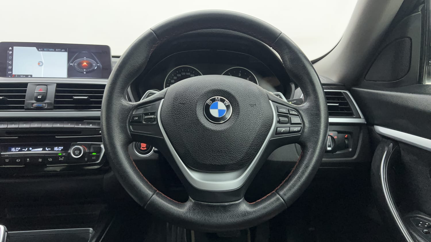 New BMW 3 Series GT interior STEERING VIEW