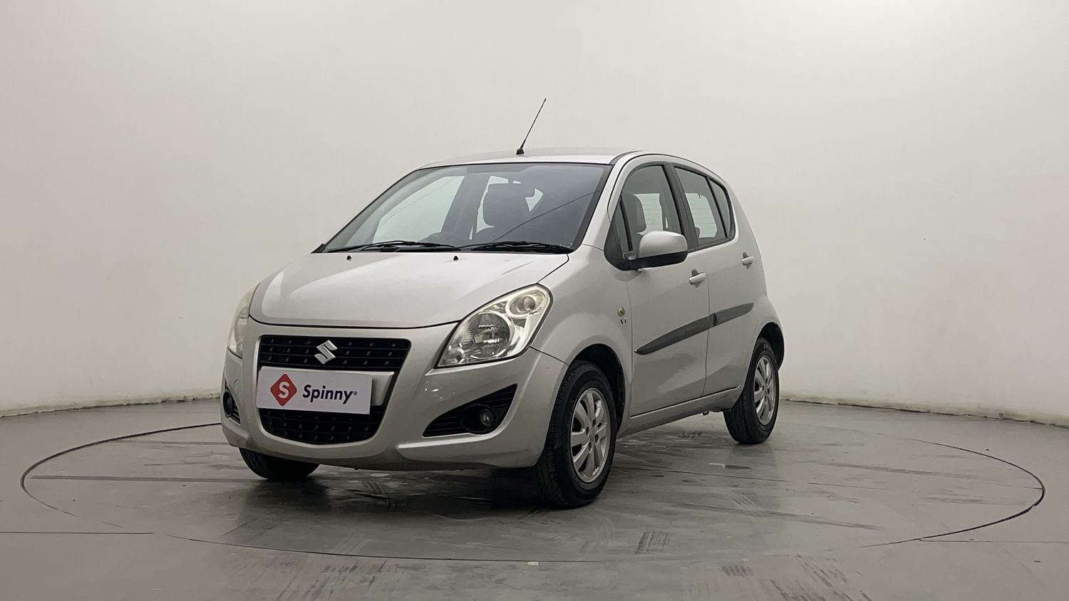 LEFT FRONT CORNER VIEW