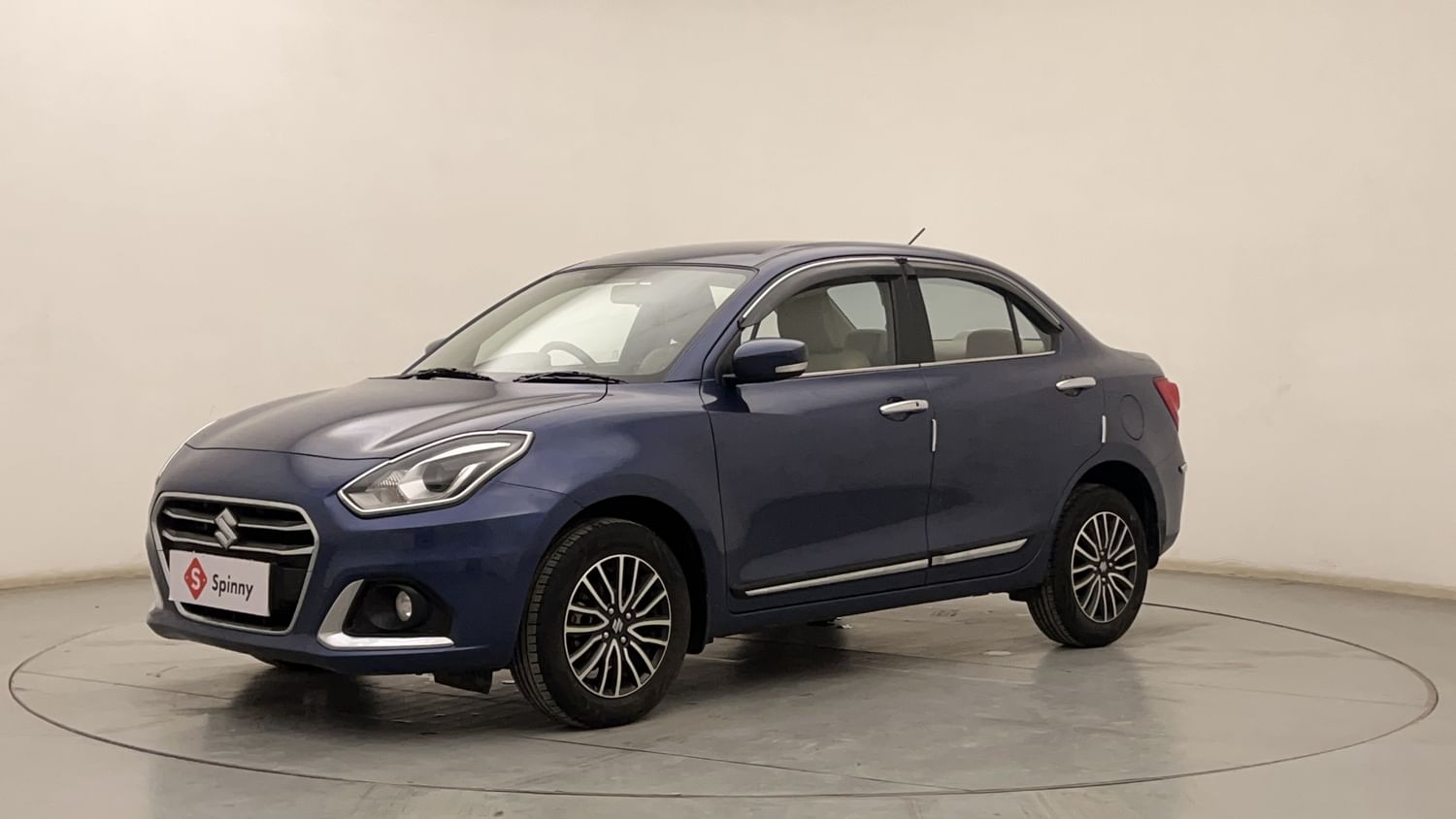 LEFT FRONT CORNER VIEW