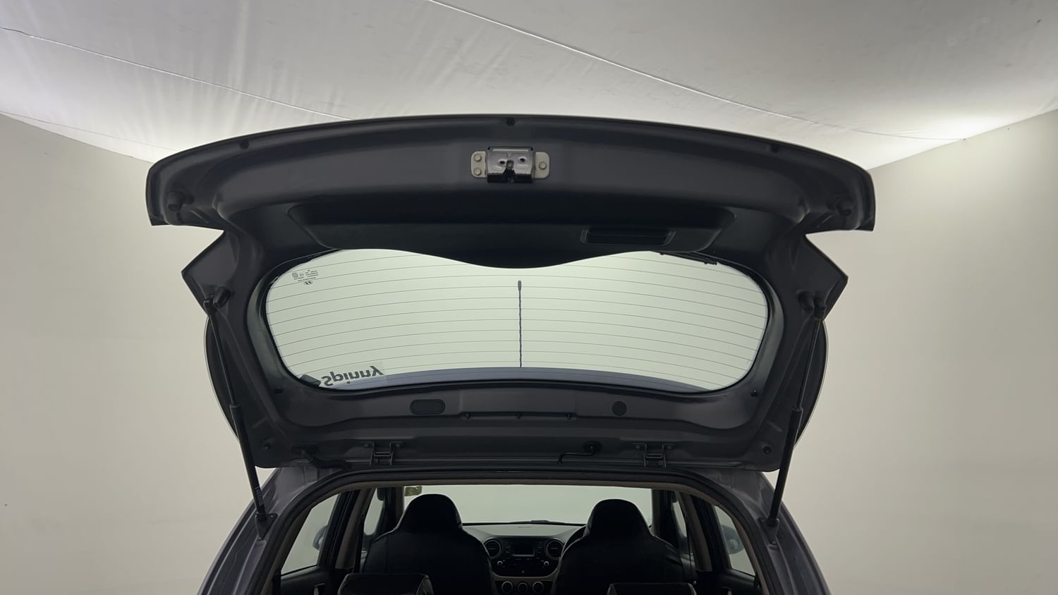 New Hyundai Grand i10 interior DICKY DOOR OPEN VIEW