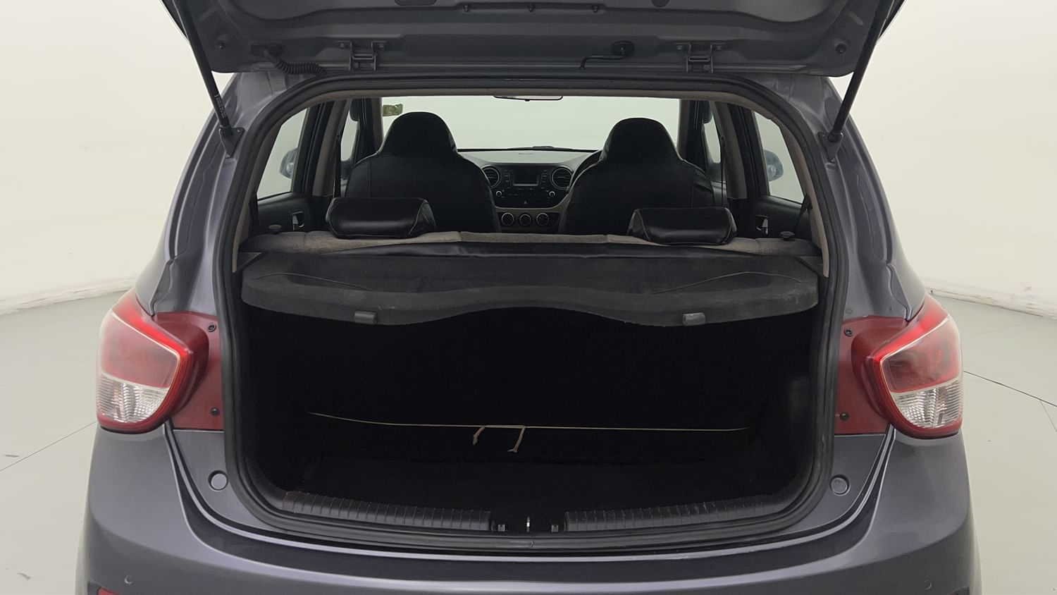 New Hyundai Grand i10 interior DICKY INSIDE VIEW