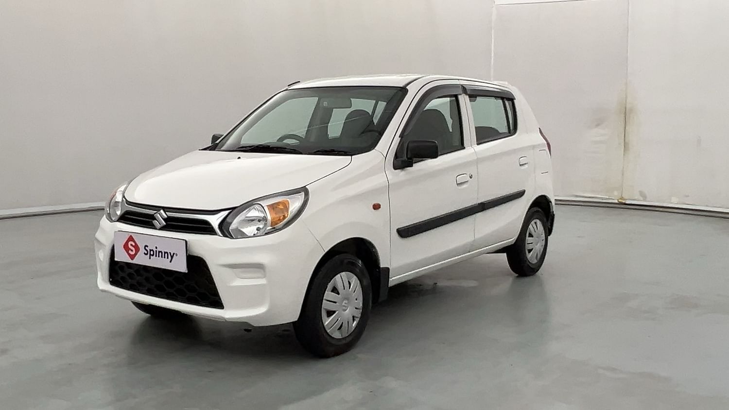 LEFT FRONT CORNER VIEW