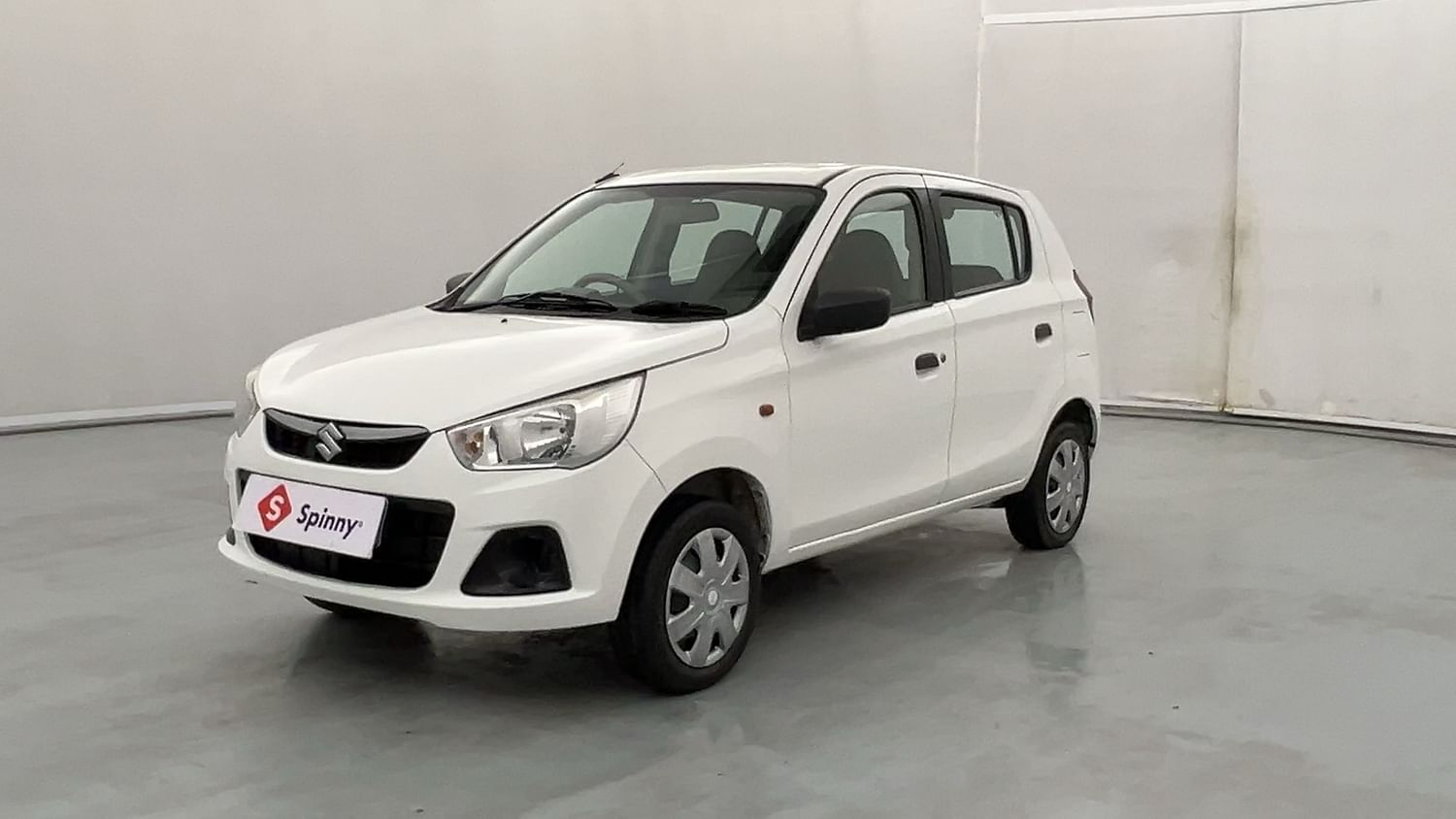 LEFT FRONT CORNER VIEW
