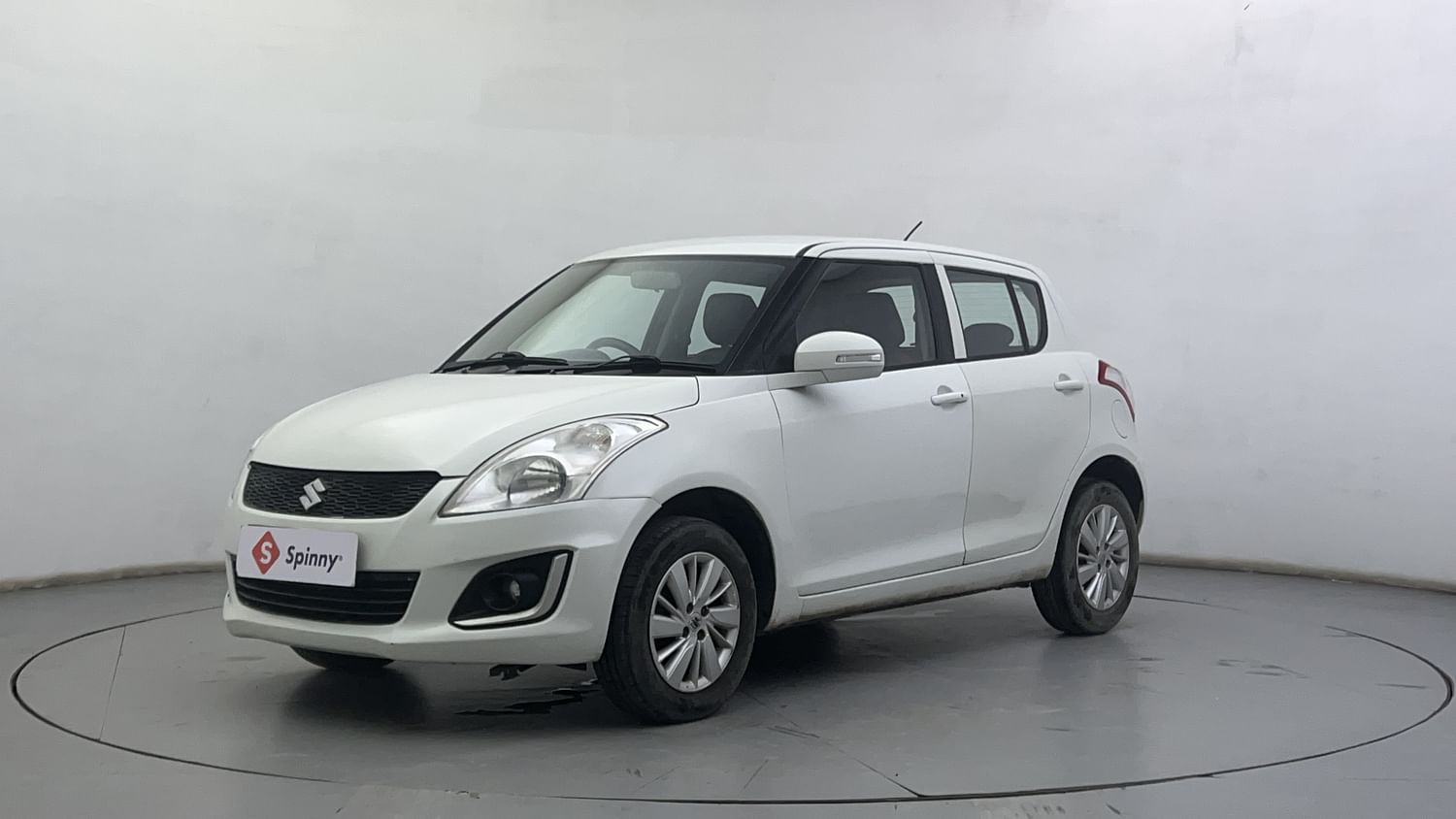 LEFT FRONT CORNER VIEW