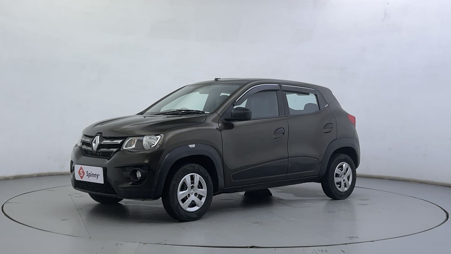 LEFT FRONT CORNER VIEW
