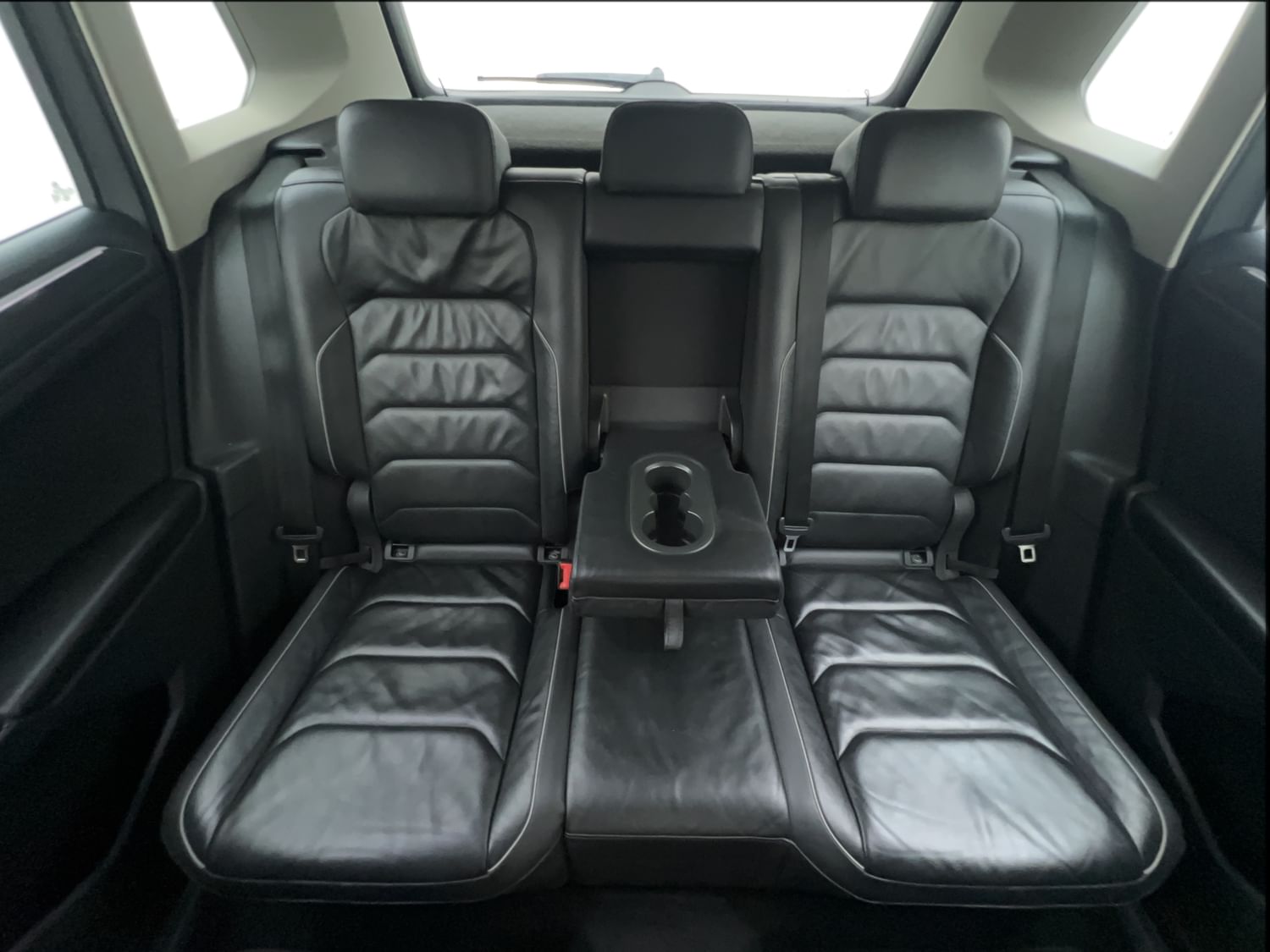 New Volkswagen Tiguan interior REAR SEAT CONDITION VIEW
