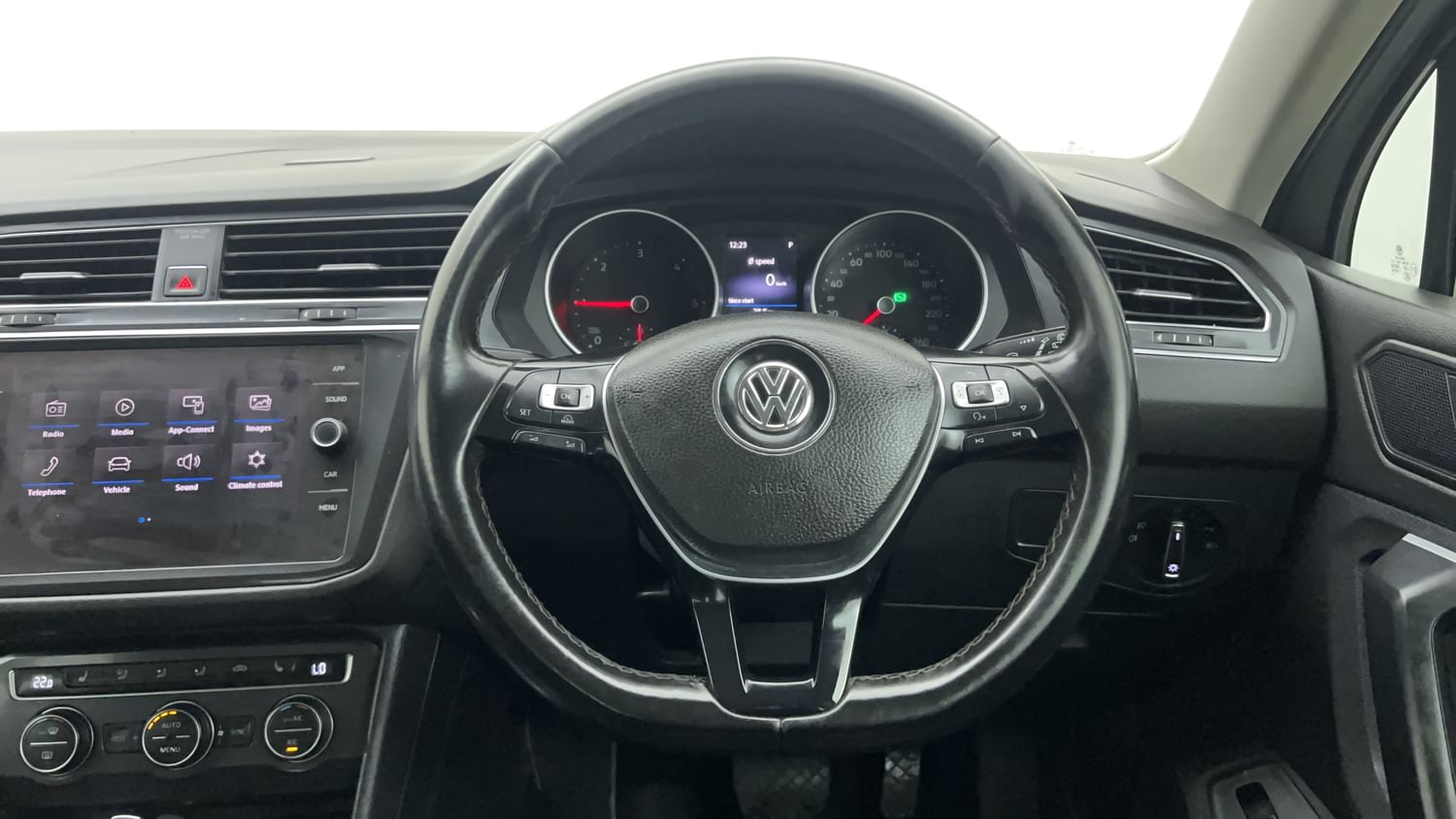 New Volkswagen Tiguan interior STEERING VIEW