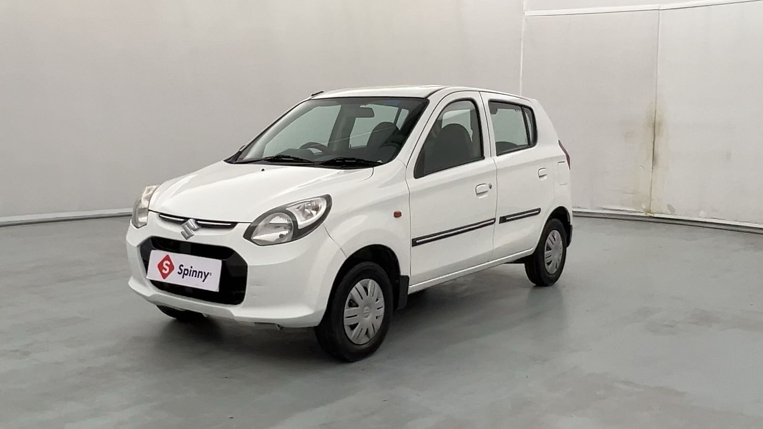 LEFT FRONT CORNER VIEW