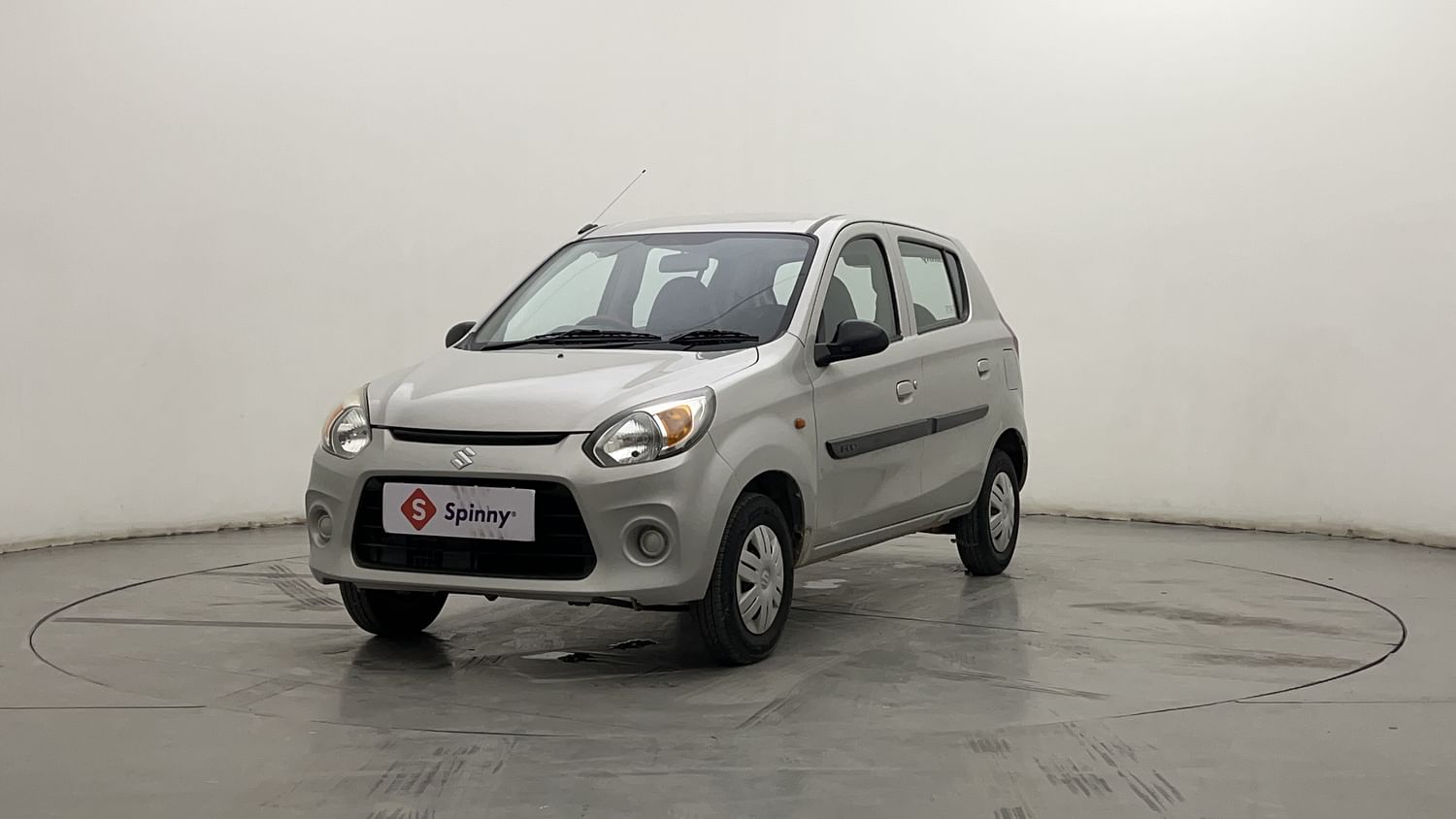 LEFT FRONT CORNER VIEW