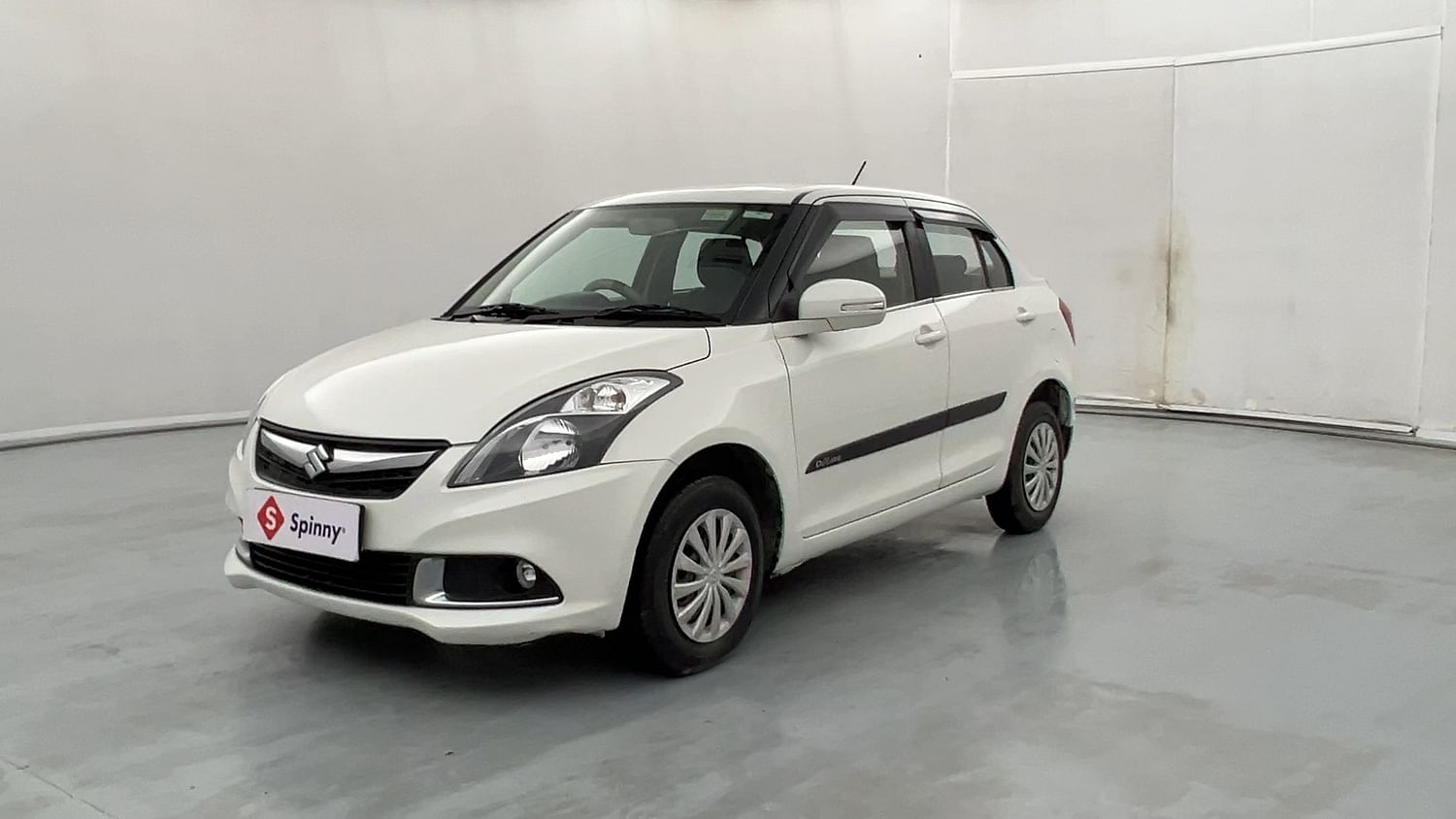 LEFT FRONT CORNER VIEW