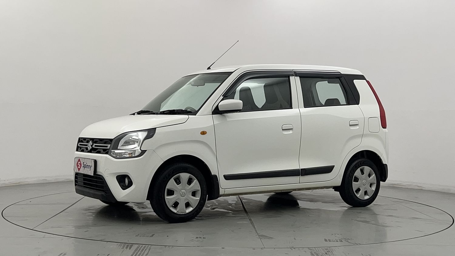 LEFT FRONT CORNER VIEW