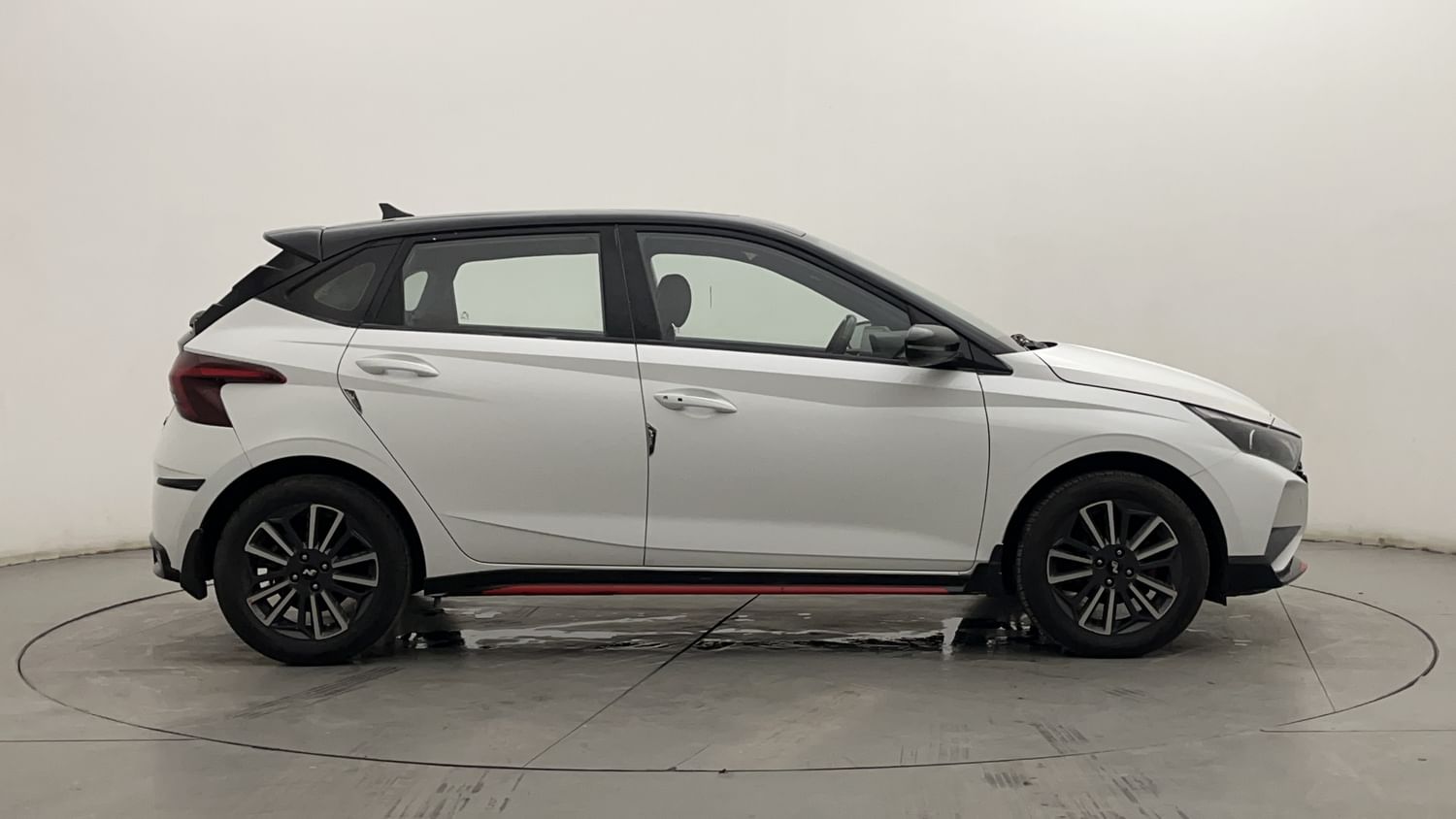 New Hyundai i20 N Line exterior RIGHT SIDE VIEW