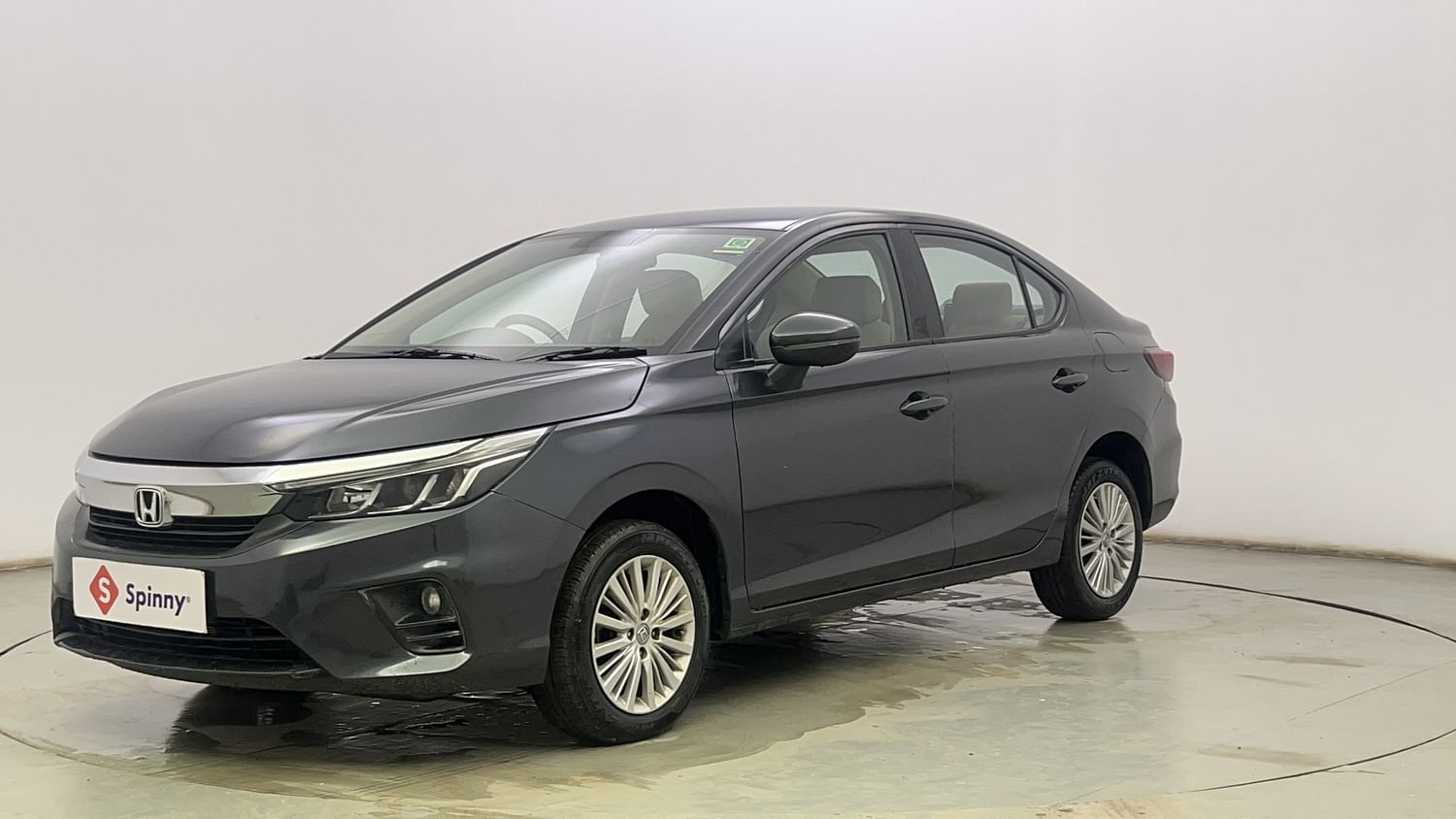 LEFT FRONT CORNER VIEW