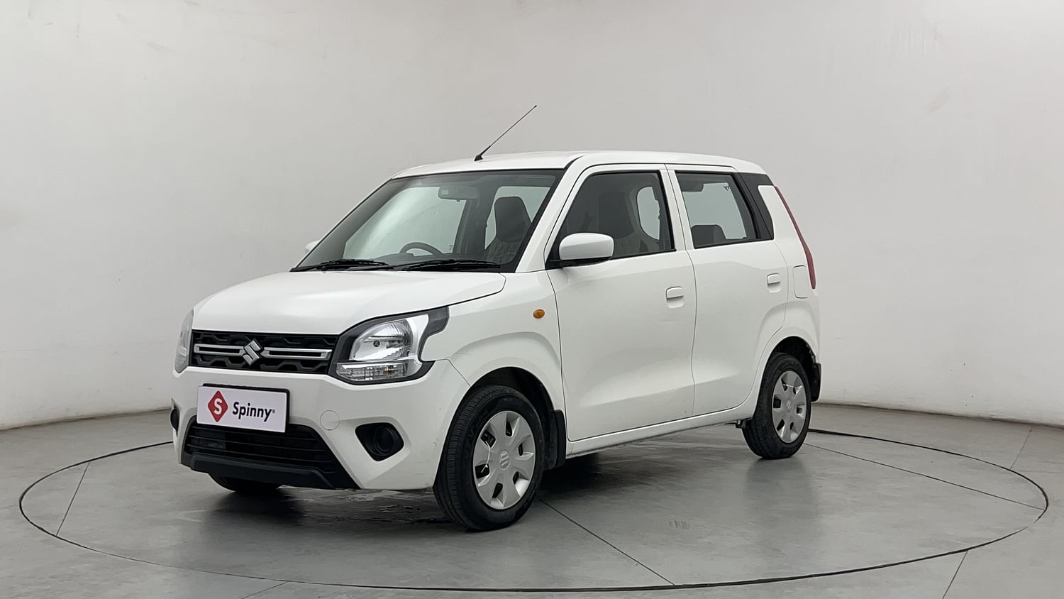 LEFT FRONT CORNER VIEW