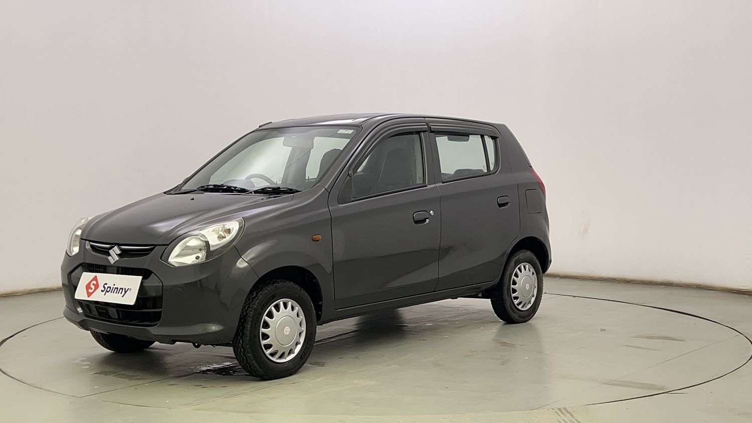 LEFT FRONT CORNER VIEW
