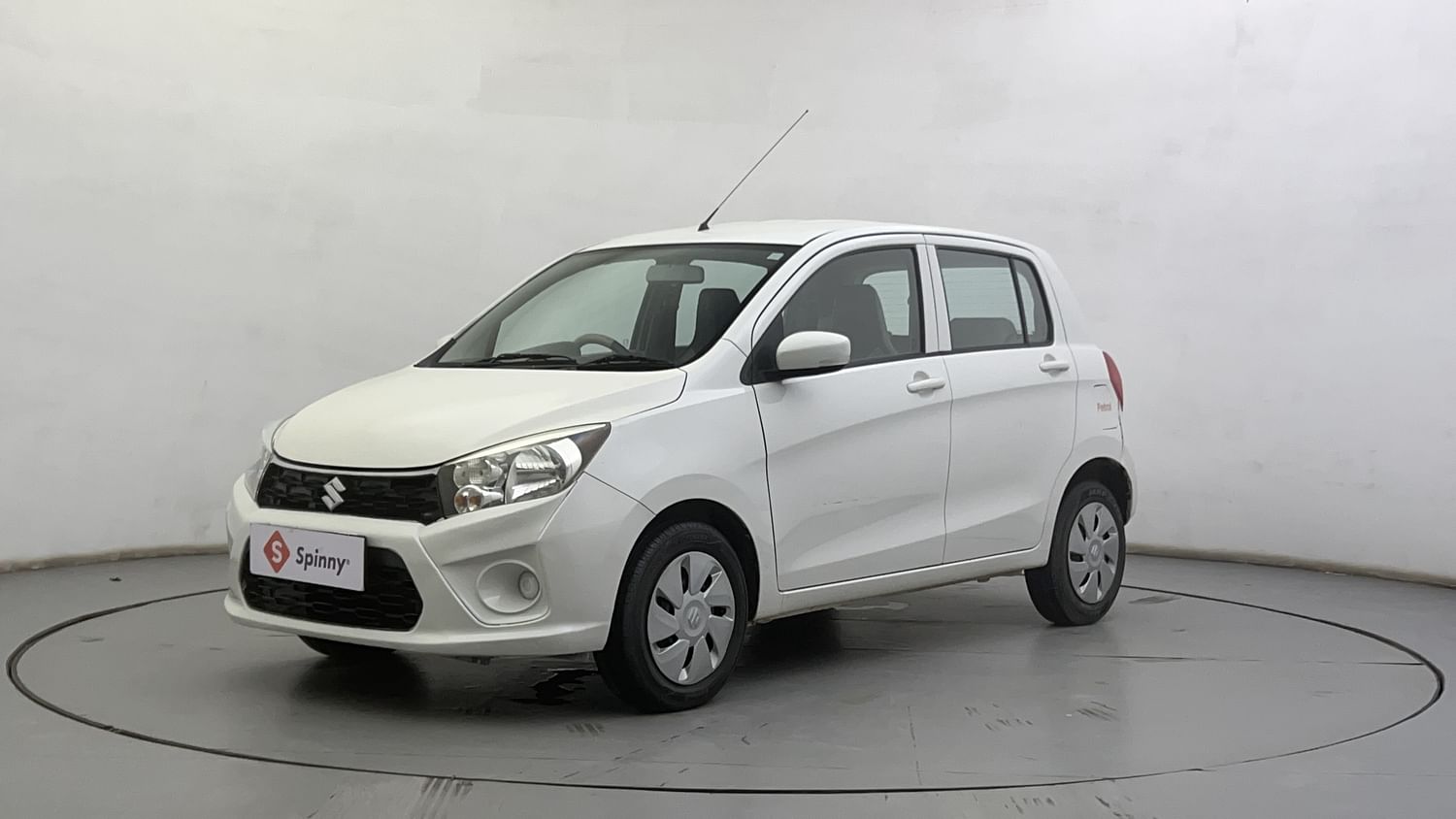 LEFT FRONT CORNER VIEW