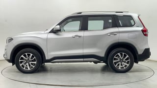 Used 2024 Mahindra Scorpio N Z8 L Diesel 7 STR Diesel Manual exterior LEFT SIDE VIEW