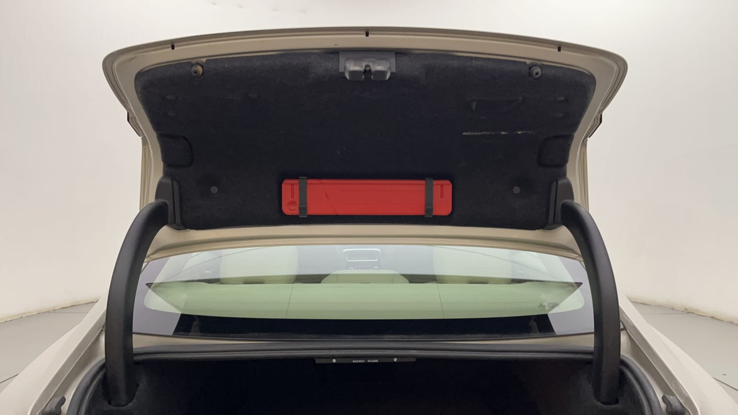 New Volvo S60 interior DICKY DOOR OPEN VIEW