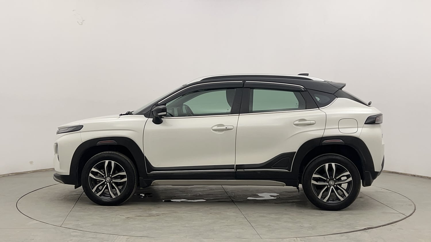 New Toyota Urban Cruiser Taisor exterior LEFT SIDE VIEW