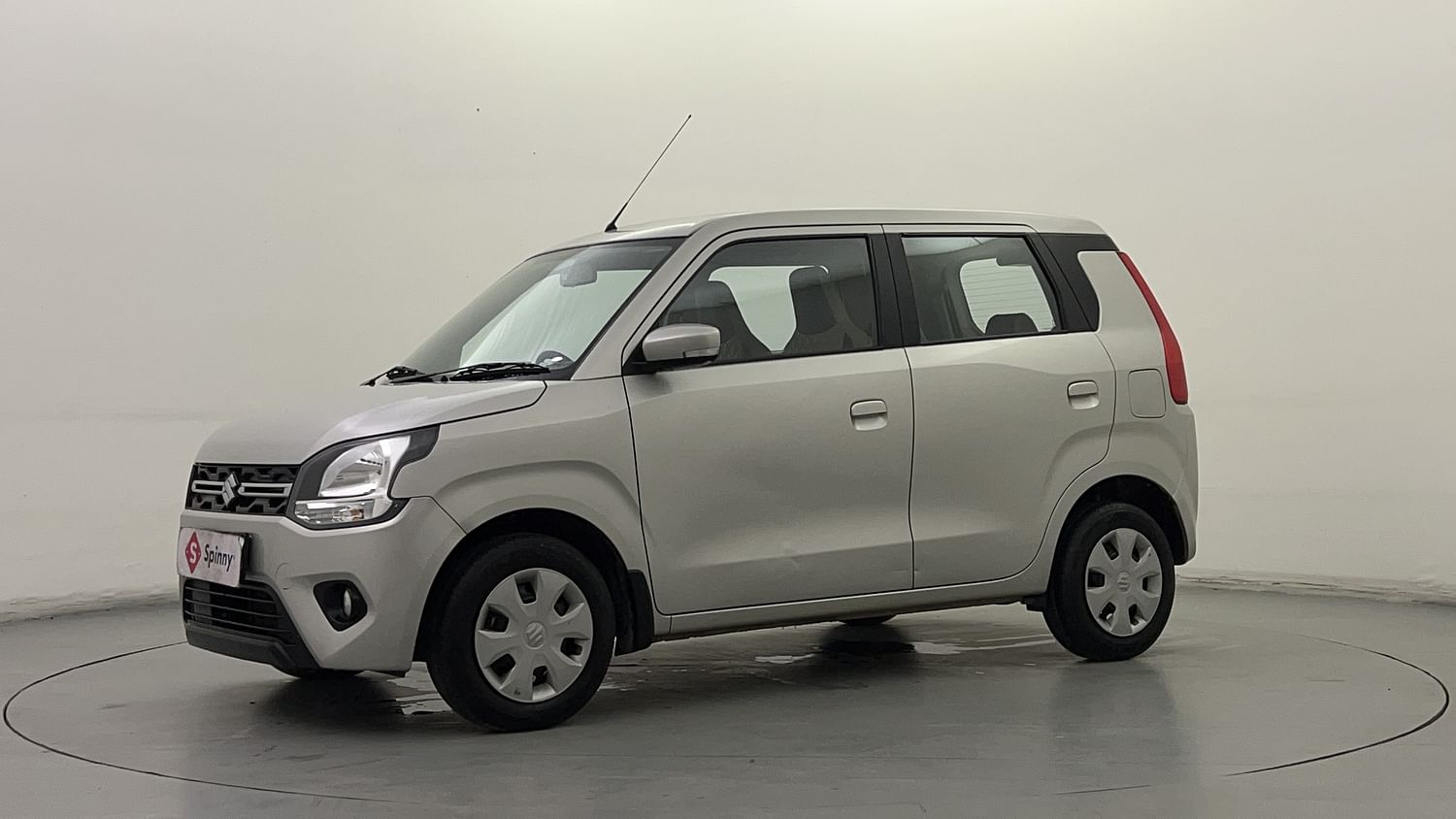 LEFT FRONT CORNER VIEW