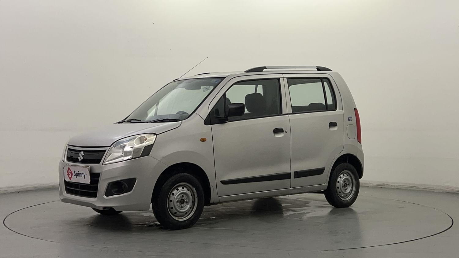 LEFT FRONT CORNER VIEW