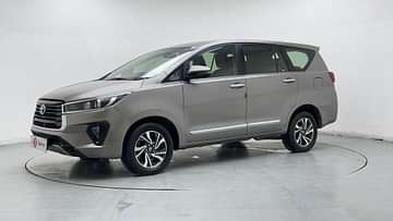 2022 Toyota Innova Crysta 2.4  VX 8 STR