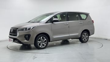 2022 Toyota Innova Crysta 2.4  VX 8 STR