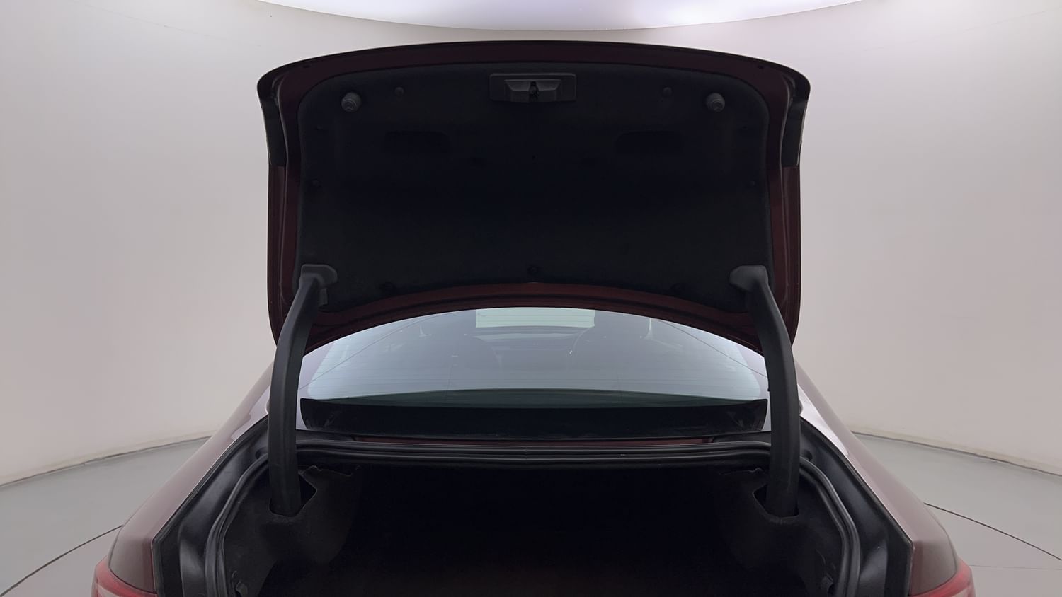 New Jaguar XF interior DICKY DOOR OPEN VIEW