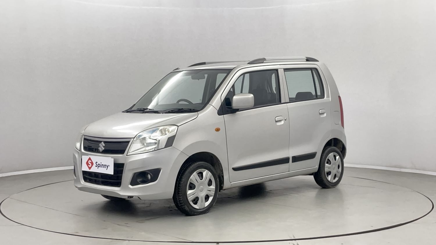 LEFT FRONT CORNER VIEW