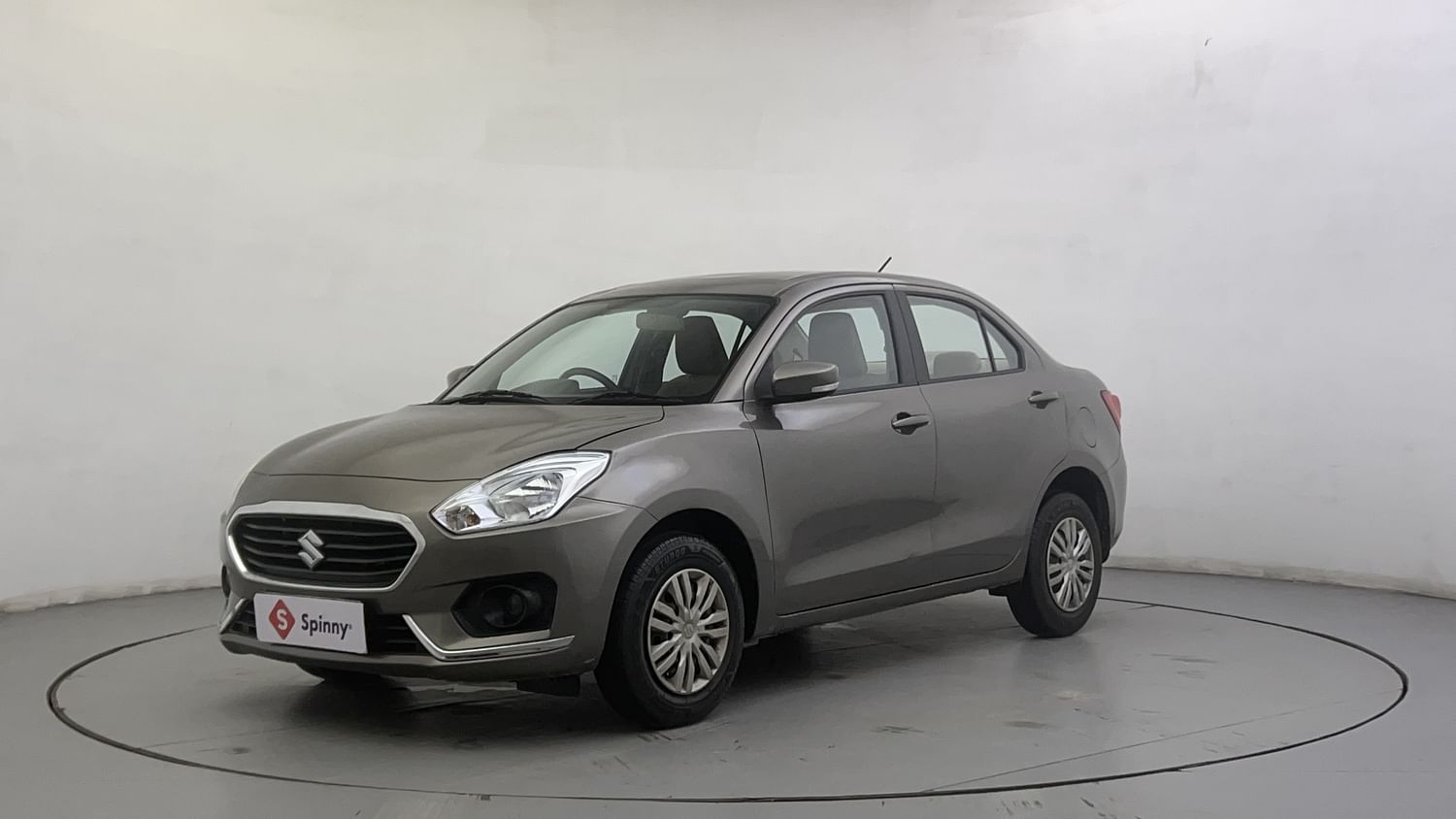 LEFT FRONT CORNER VIEW