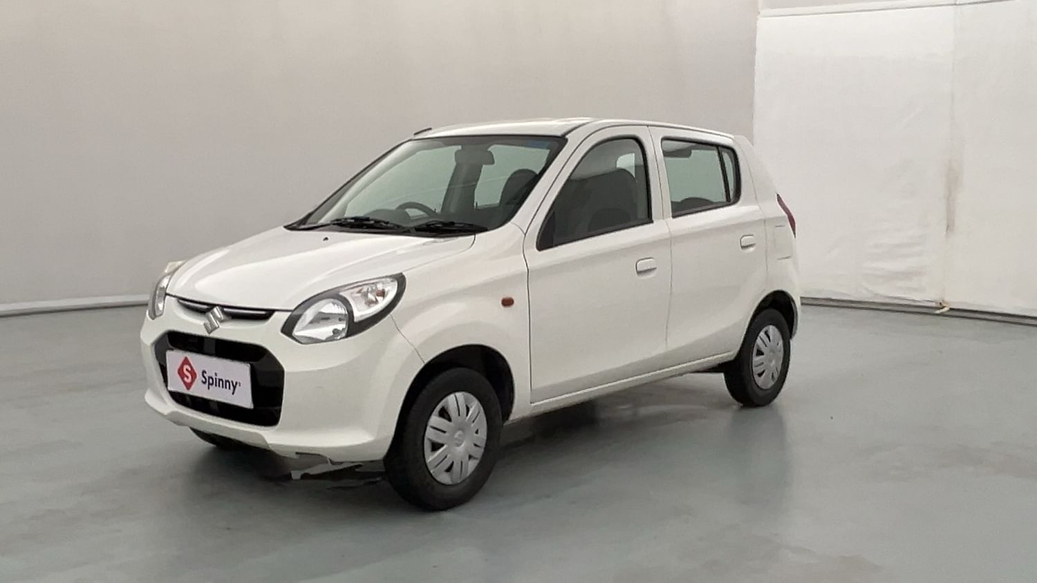 LEFT FRONT CORNER VIEW