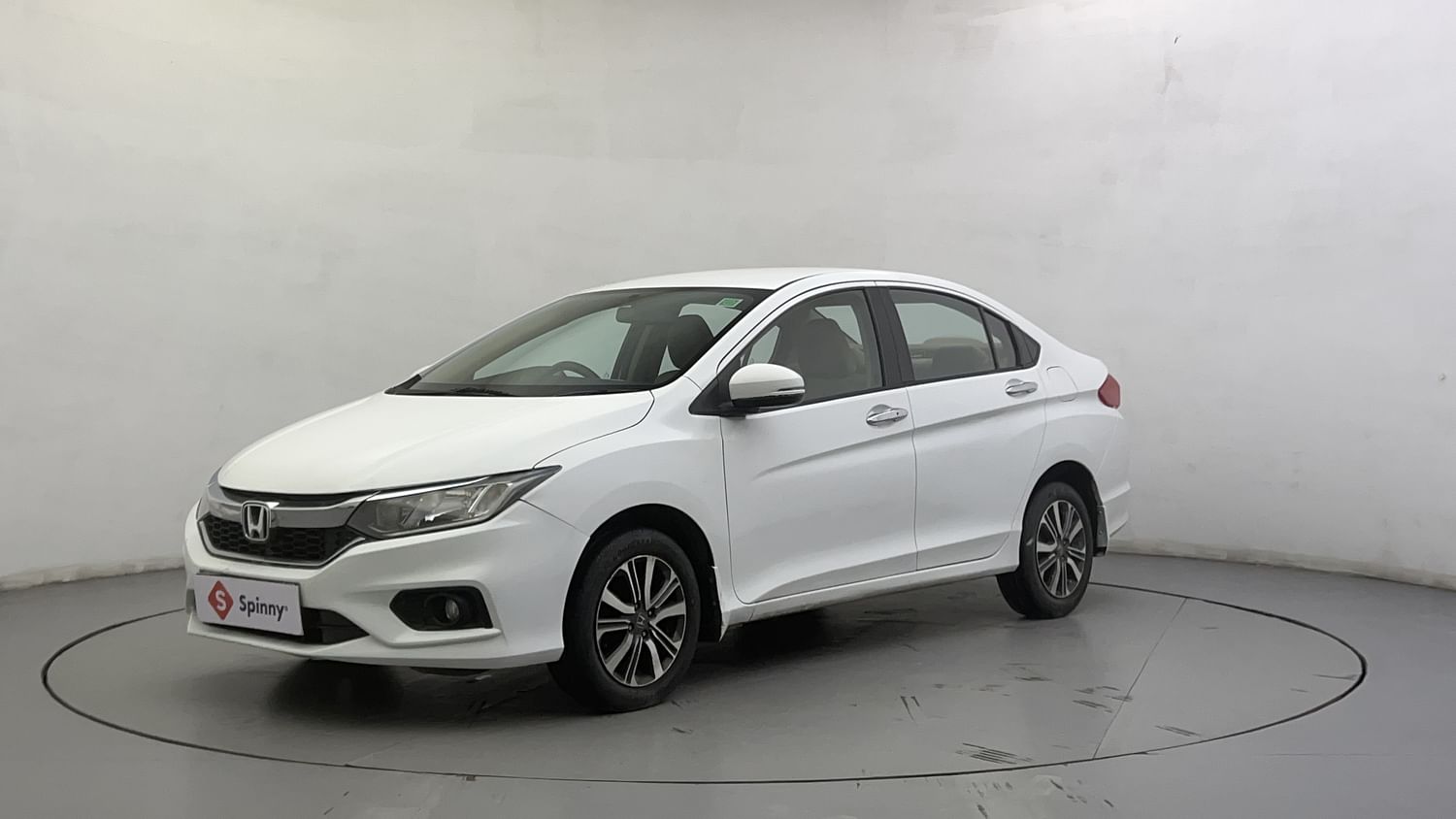 LEFT FRONT CORNER VIEW