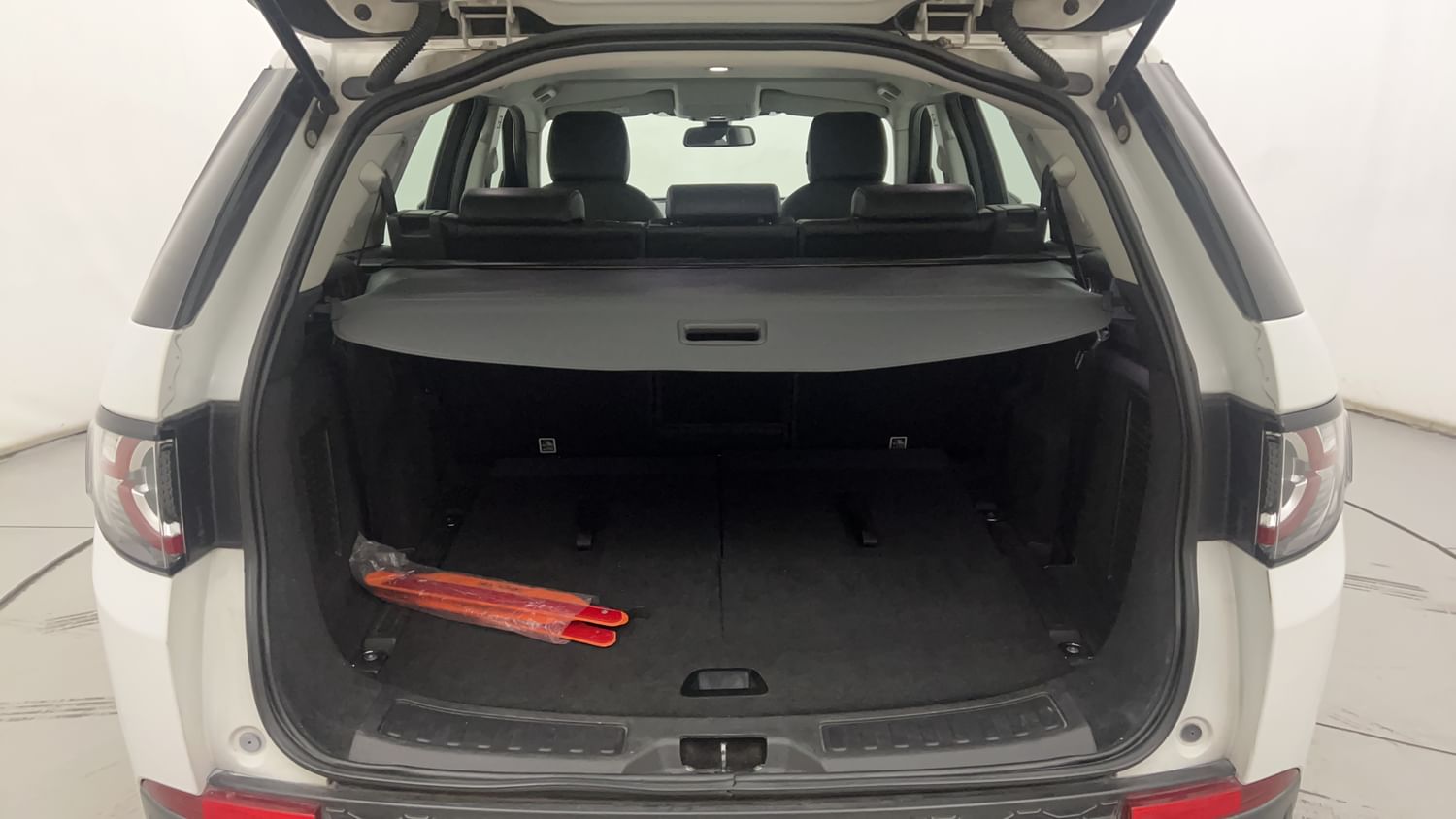 New Land Rover Discovery Sport interior DICKY INSIDE VIEW