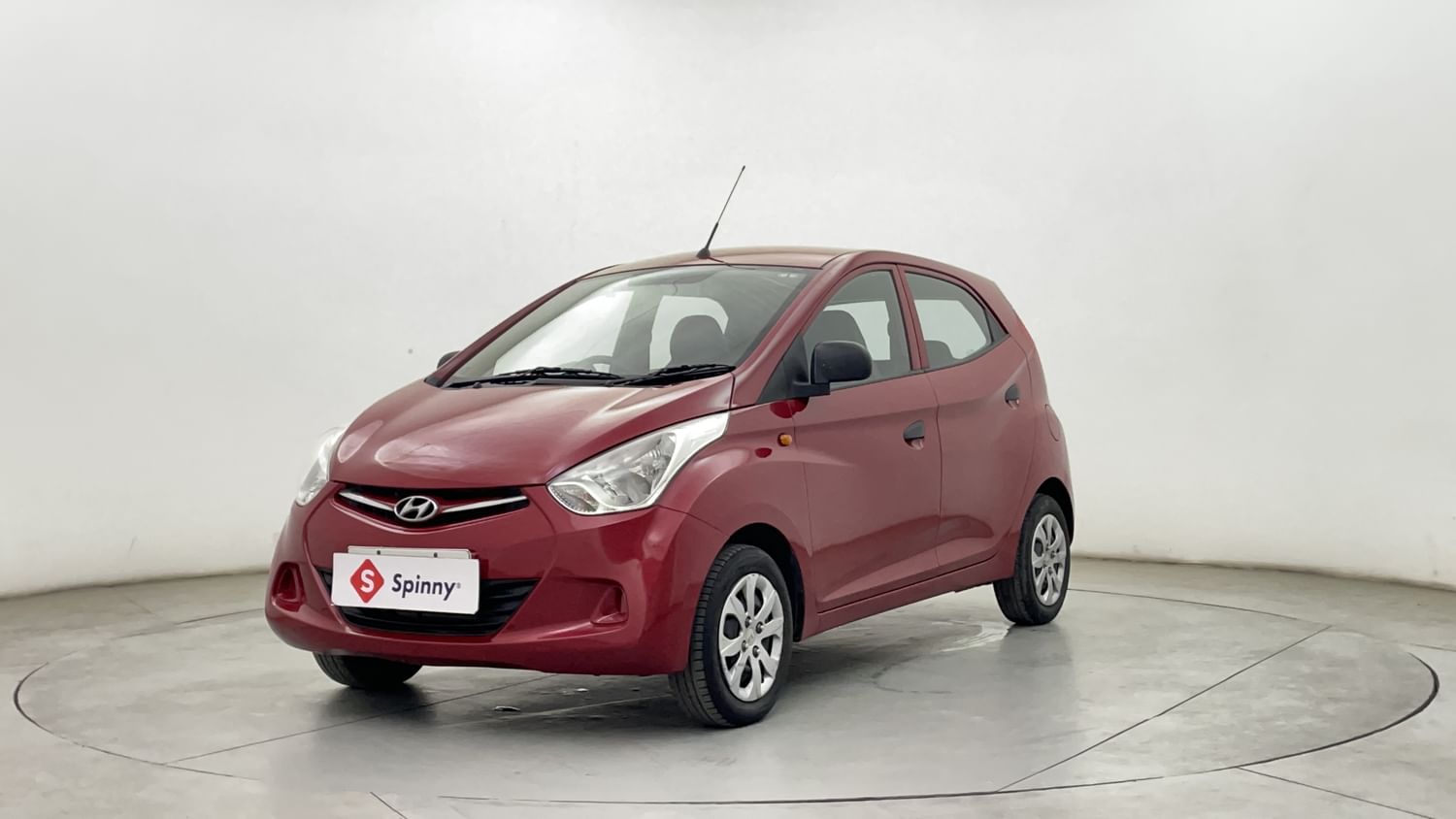 LEFT FRONT CORNER VIEW