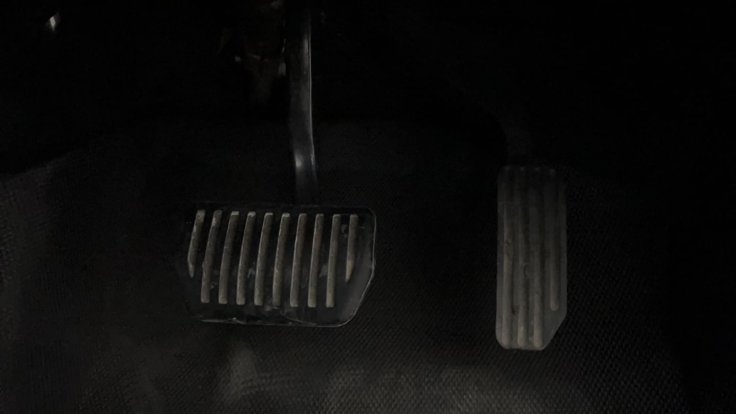 New Land Rover Discovery Sport interior PEDALS VIEW