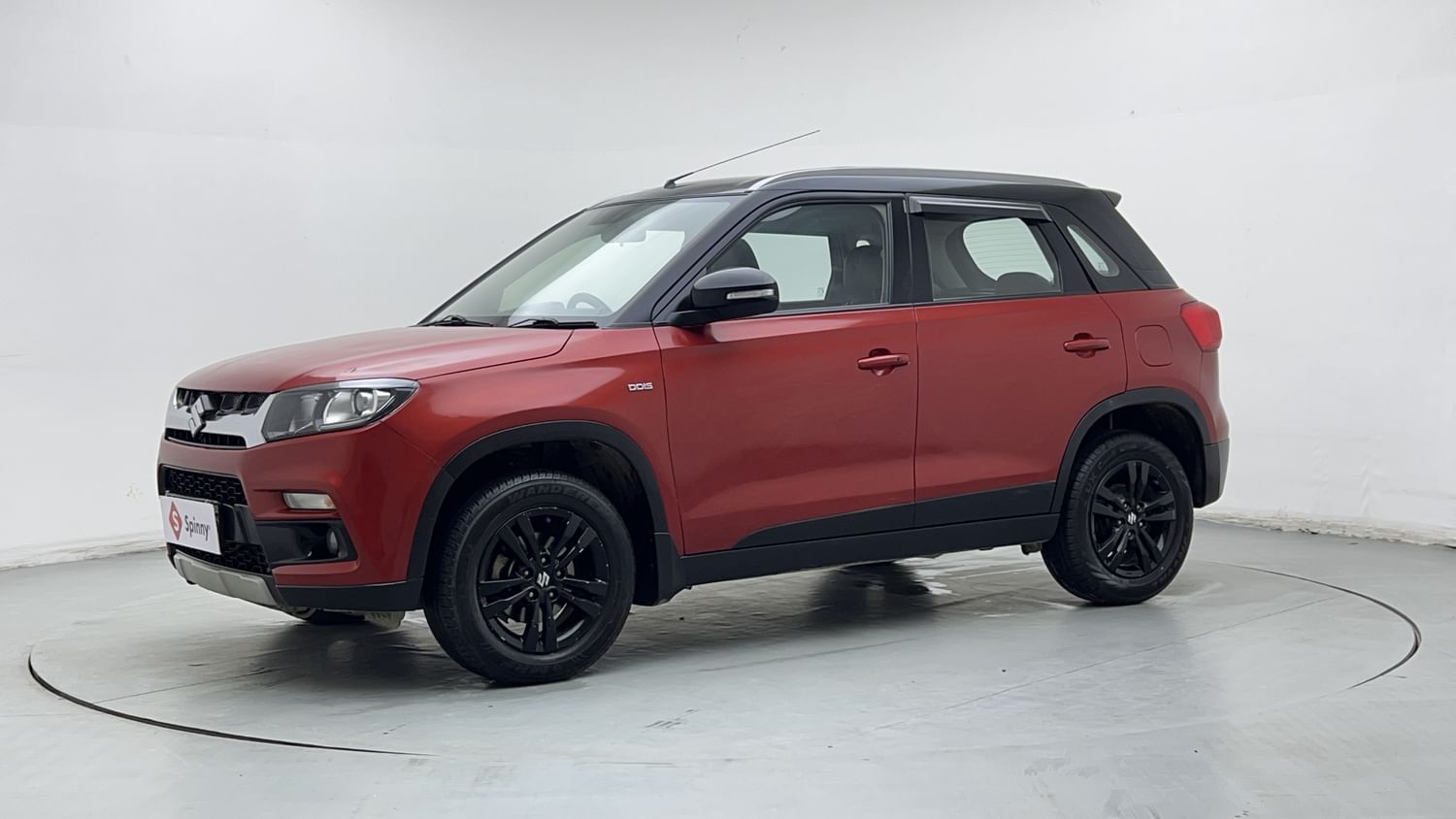 LEFT FRONT CORNER VIEW