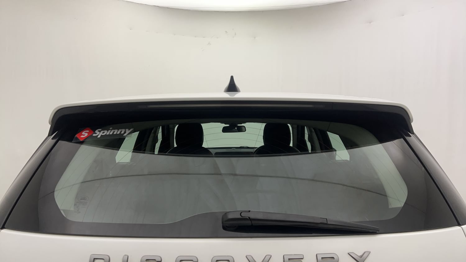 New Land Rover Discovery Sport exterior BACK WINDSHIELD VIEW