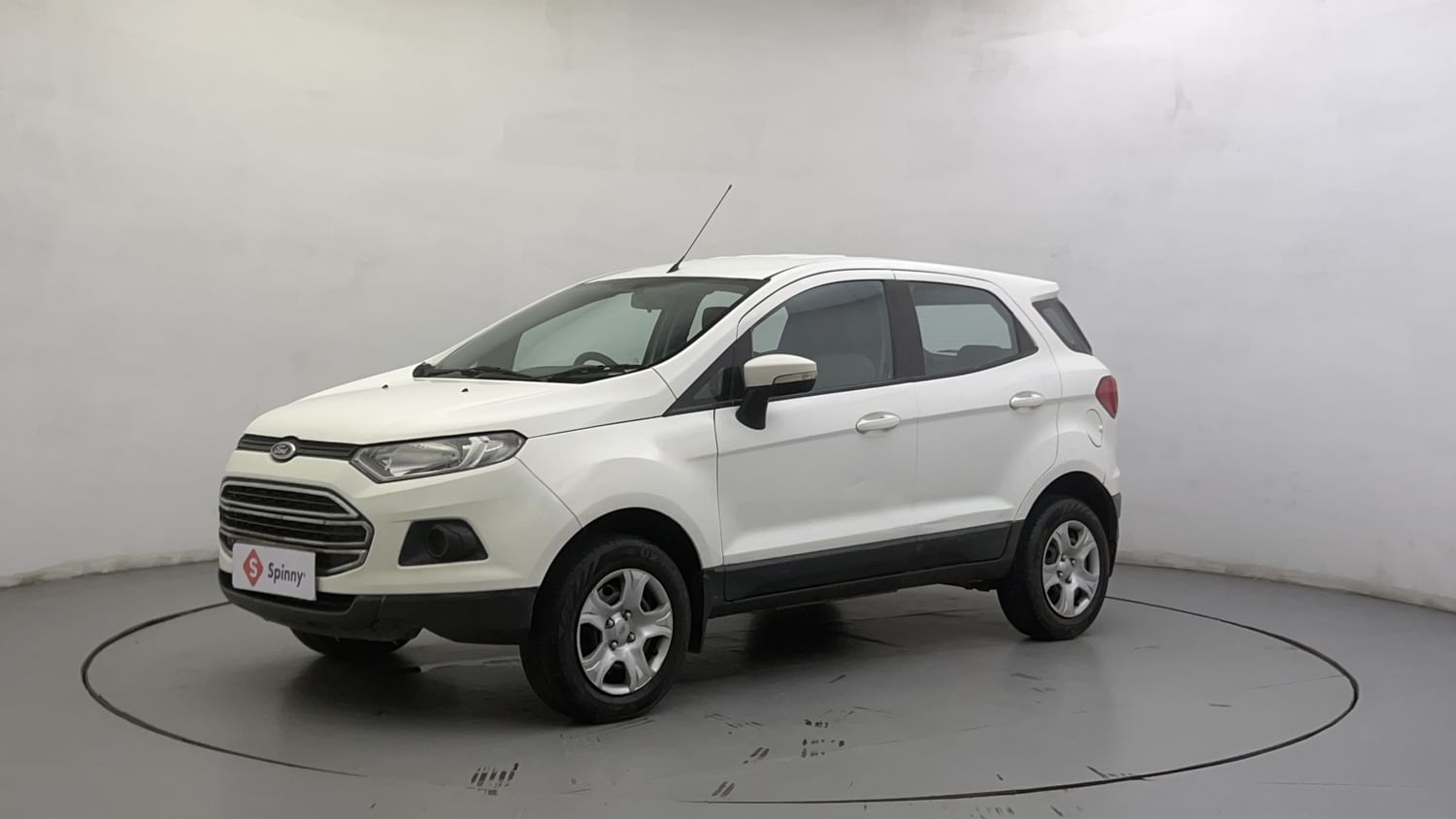 LEFT FRONT CORNER VIEW