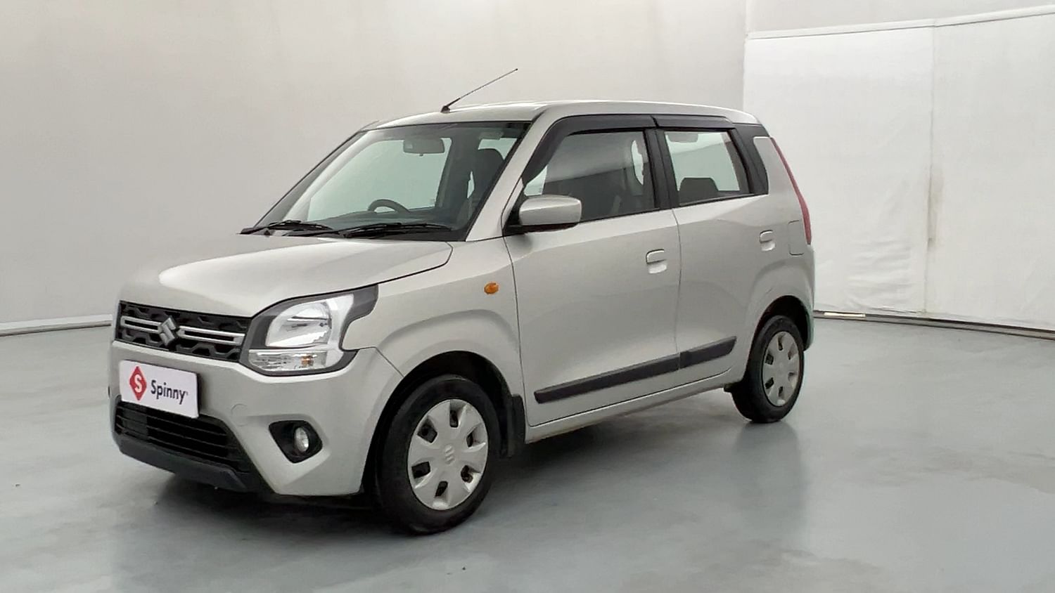 LEFT FRONT CORNER VIEW